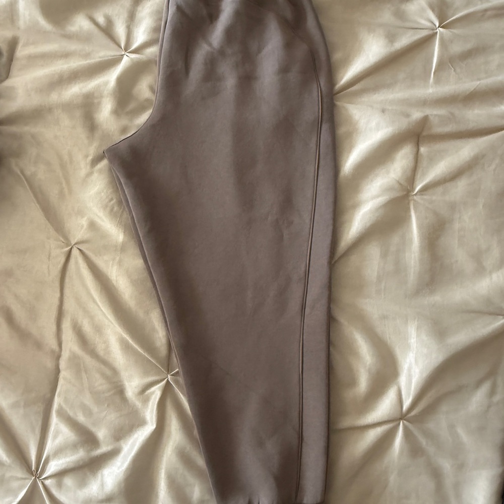CALIA by Carrie Underwood Gray Joggers